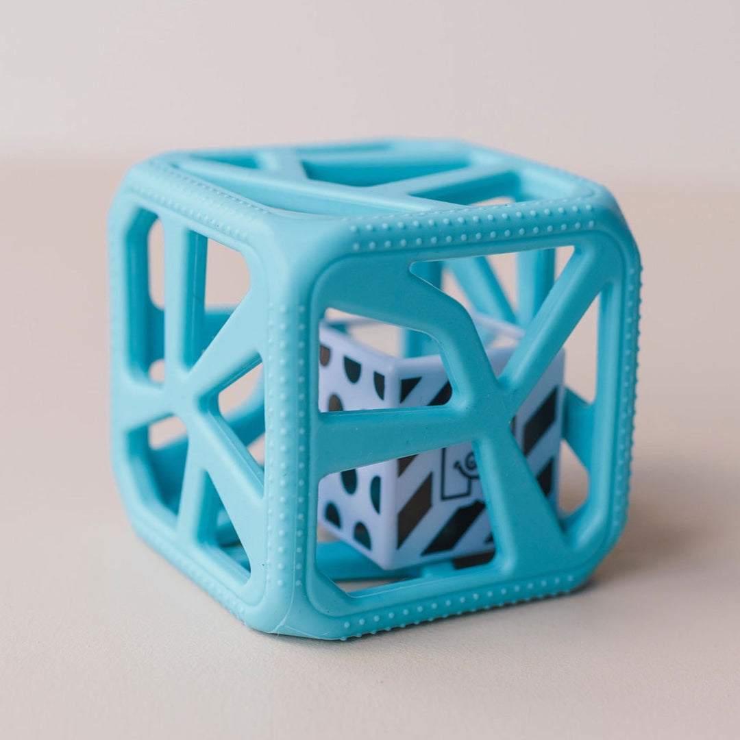 Laugh & Learn PlayBox Chew Cube toy for babies 5–6-month-olds educational development.